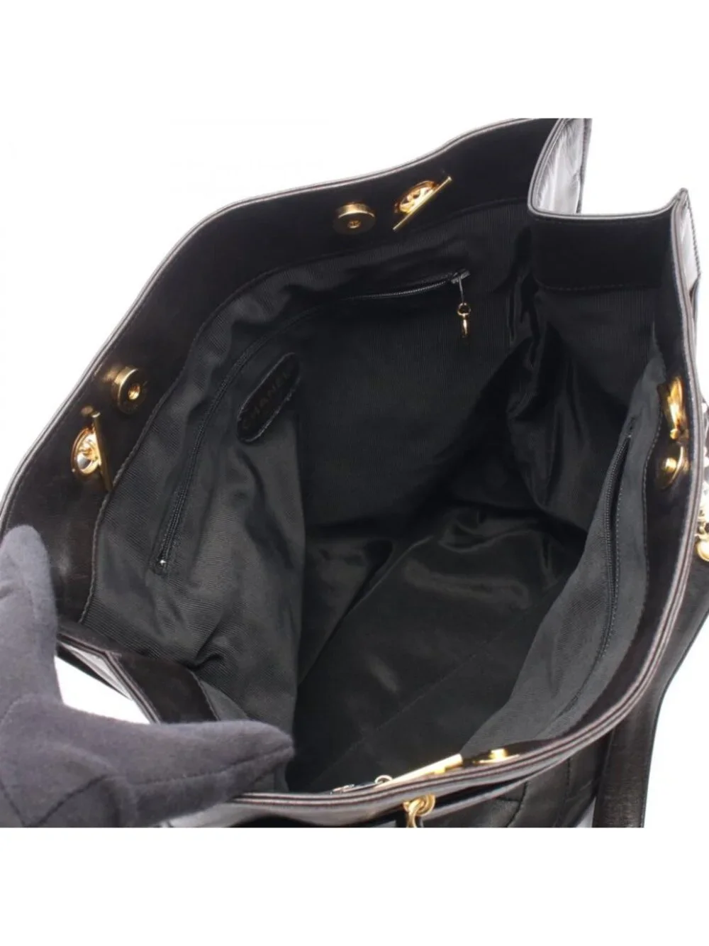 Chanel Tote CC Logo Black Lambskin CC Chain